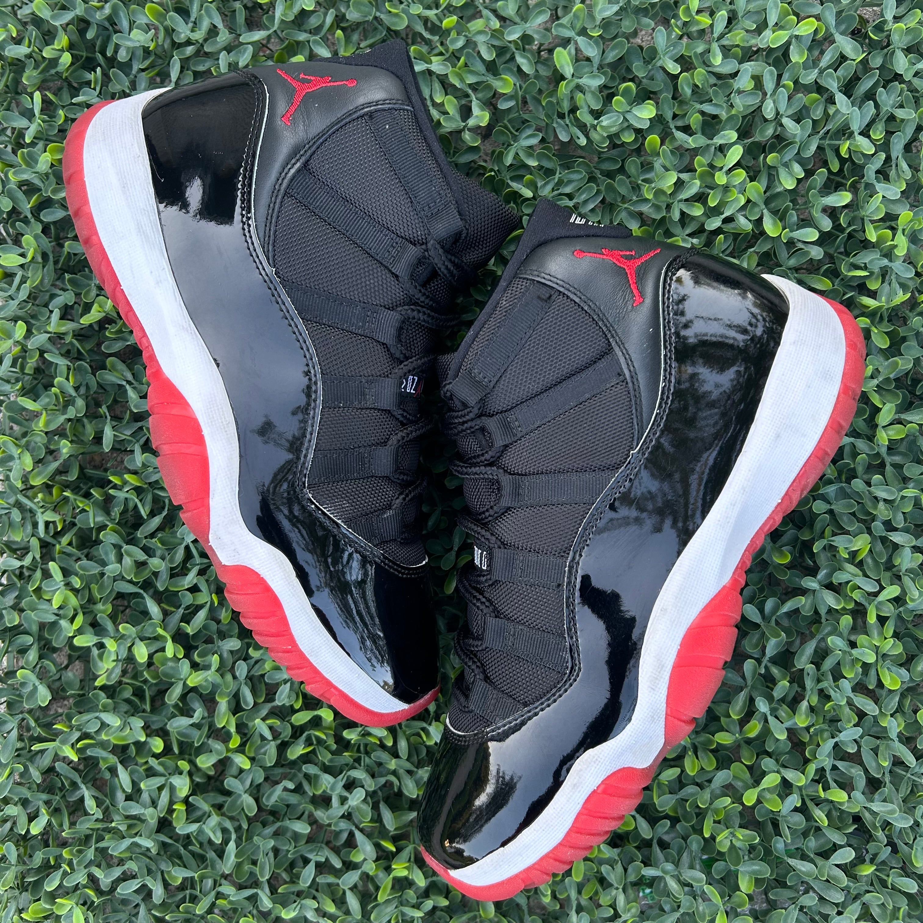 Air Jordan 11 Bred (2019)